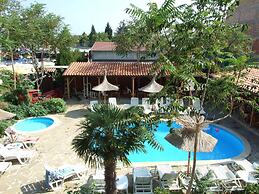 Family hotel Tropicana