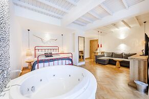 Yacht Boheme Hotel - Boutique Class - Adults Only