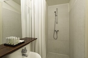 Amsterdam House Hotel