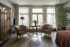 Amsterdam House Hotel