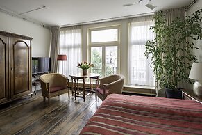 Amsterdam House Hotel