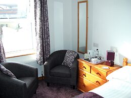 Links Side Guest House