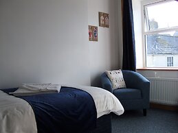 Links Side Guest House