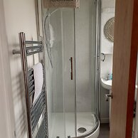 Links Side Guest House