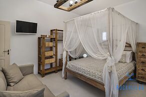 Rock Villas - Emporio | Pool, Jacuzzi, Castle View