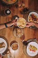 Rock Villas - Emporio | Pool, Jacuzzi, Castle View