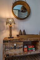 Rock Villas - Emporio | Pool, Jacuzzi, Castle View