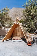 Rock Villas - Emporio | Pool, Jacuzzi, Castle View