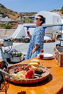 Rock Villas - Emporio | Pool, Jacuzzi, Castle View