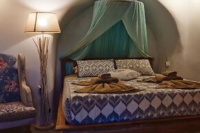 Rock Villas - Emporio | Pool, Jacuzzi, Castle View