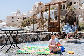 Rock Villas - Emporio | Pool, Jacuzzi, Castle View