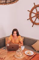 Rock Villas - Emporio | Pool, Jacuzzi, Castle View