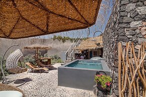 Rock Villas - Emporio | Pool, Jacuzzi, Castle View