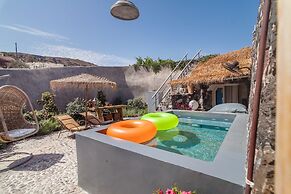 Rock Villas - Emporio | Pool, Jacuzzi, Castle View
