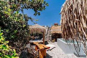 Rock Villas - Emporio | Pool, Jacuzzi, Castle View