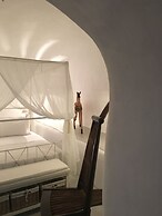 Rock Villas - Emporio | Pool, Jacuzzi, Castle View