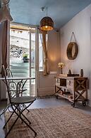 Rock Villas - Emporio | Pool, Jacuzzi, Castle View