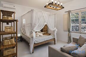 Rock Villas - Emporio | Pool, Jacuzzi, Castle View