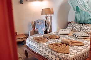 Rock Villas - Emporio | Pool, Jacuzzi, Castle View