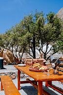 Rock Villas - Emporio | Pool, Jacuzzi, Castle View