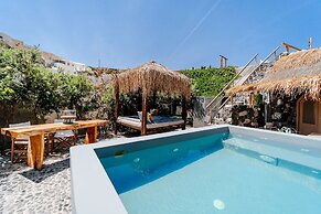 Rock Villas - Emporio | Pool, Jacuzzi, Castle View