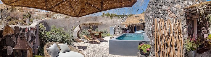 Rock Villas - Emporio | Pool, Jacuzzi, Castle View