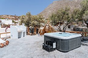 Rock Villas - Emporio | Pool, Jacuzzi, Castle View