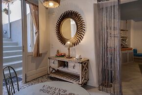 Rock Villas - Emporio | Pool, Jacuzzi, Castle View