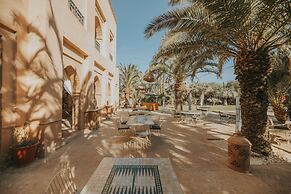 Villa Le Perroquet Bleu