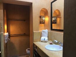 Villa Le Perroquet Bleu