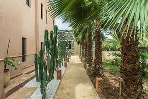 Villa Le Perroquet Bleu