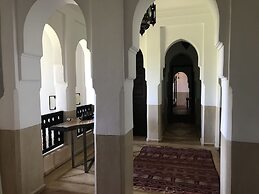 Villa Le Perroquet Bleu