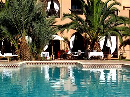 Villa Le Perroquet Bleu