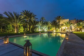 Villa Le Perroquet Bleu