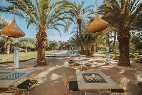 Villa Le Perroquet Bleu