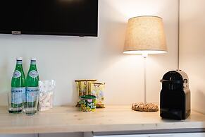 De La Ville Boutique Hotel