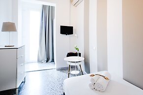 De La Ville Boutique Hotel