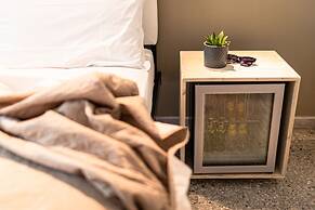 De La Ville Boutique Hotel