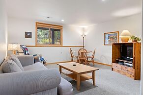 Waterdance 475a 5 Bedroom Townhouse by RedAwning