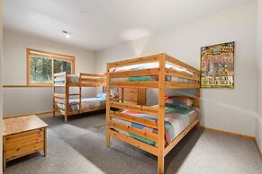 Waterdance 475a 5 Bedroom Townhouse by RedAwning