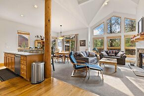 Waterdance 475a 5 Bedroom Townhouse by RedAwning