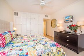 The Colonial Club, Oceanfront Condos