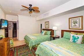 The Colonial Club, Oceanfront Condos