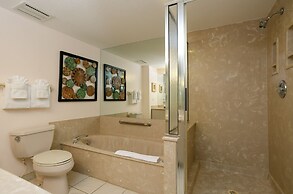 The Colonial Club, Oceanfront Condos