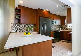 The Colonial Club, Oceanfront Condos