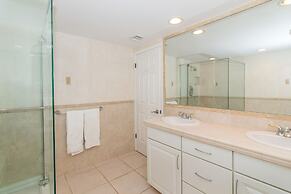 The Colonial Club, Oceanfront Condos