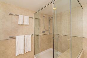 The Colonial Club, Oceanfront Condos