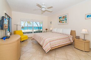 The Colonial Club, Oceanfront Condos