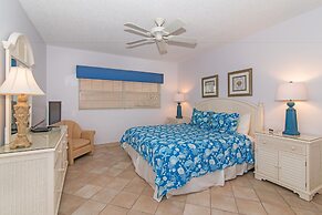 The Colonial Club, Oceanfront Condos