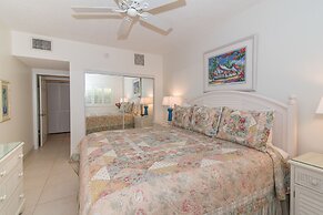 The Colonial Club, Oceanfront Condos